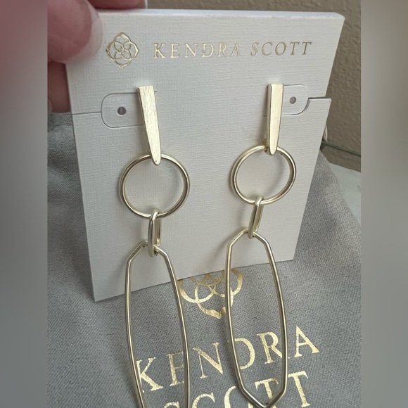 Kendra Scott earrings - Picture 4 of 11